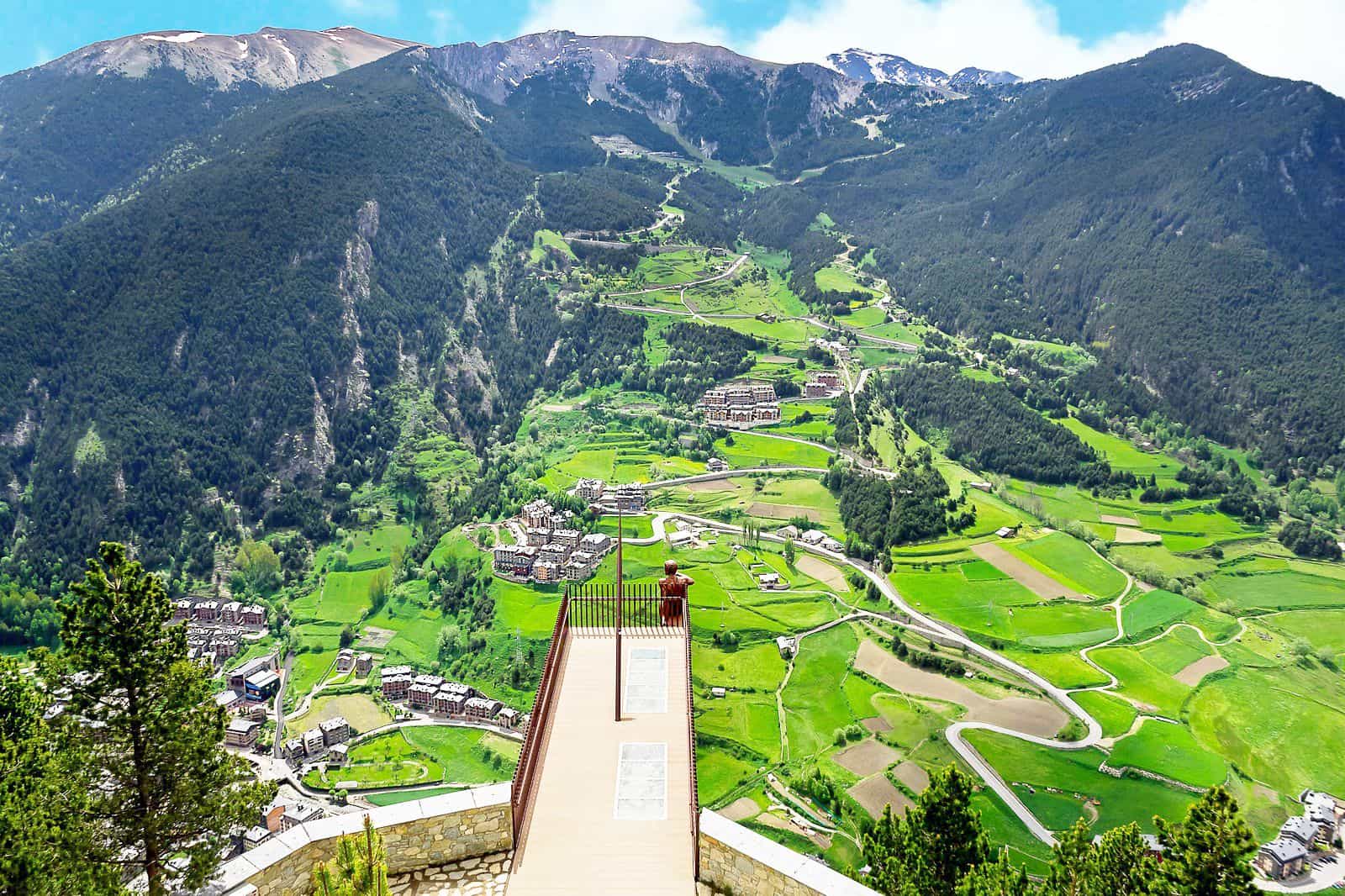 eSIM-pakker til Andorra Background