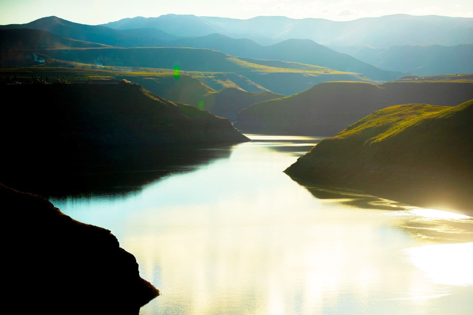 باقات eSIM ليسوتو Background