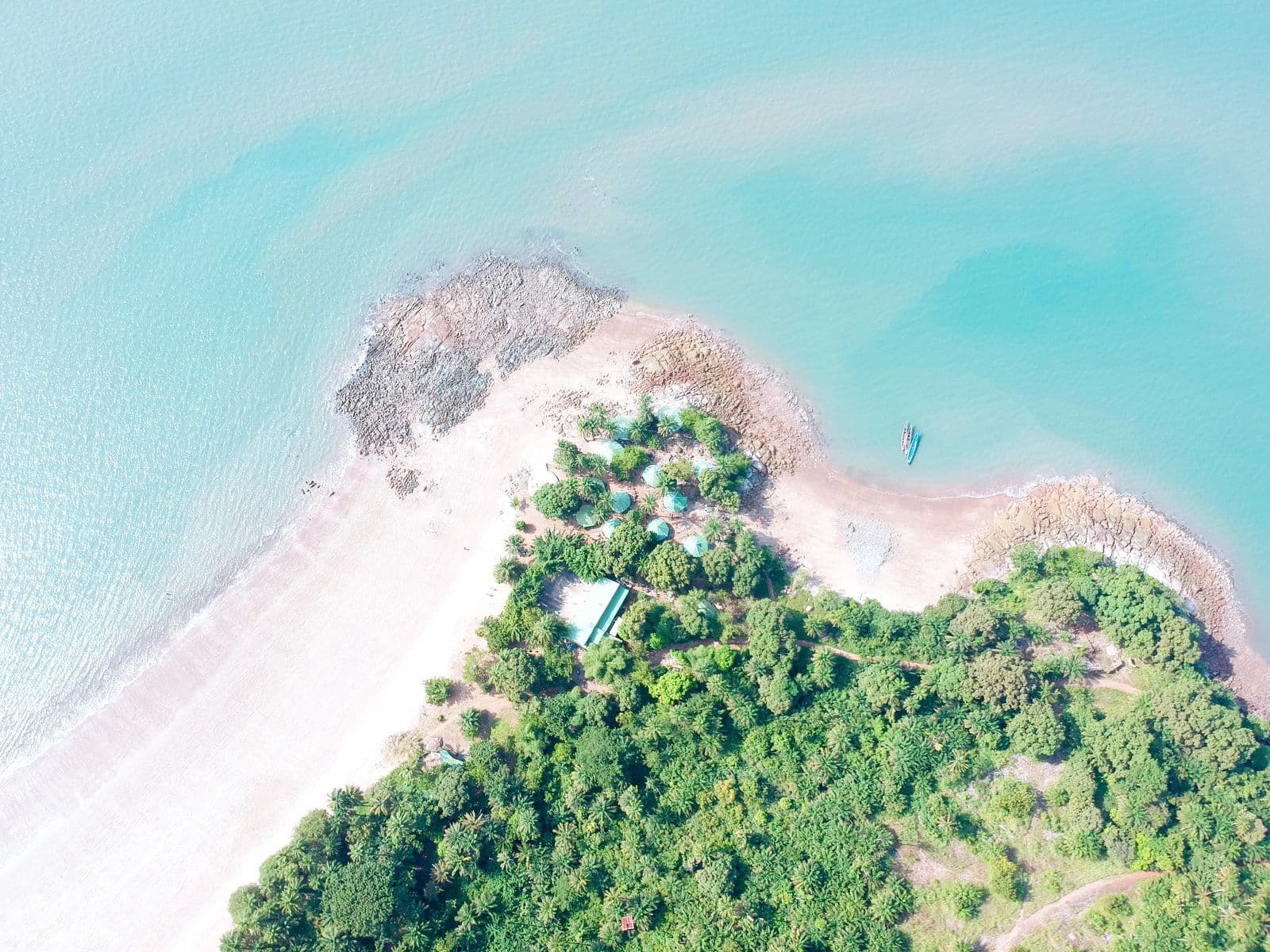 Πακέτα eSIM Γουινέα-Μπισσάου Background